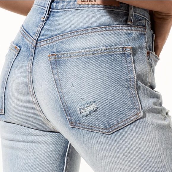 GRLFRND Karolina Distressed Ankle Jeans NWOT - Picture 3 of 8